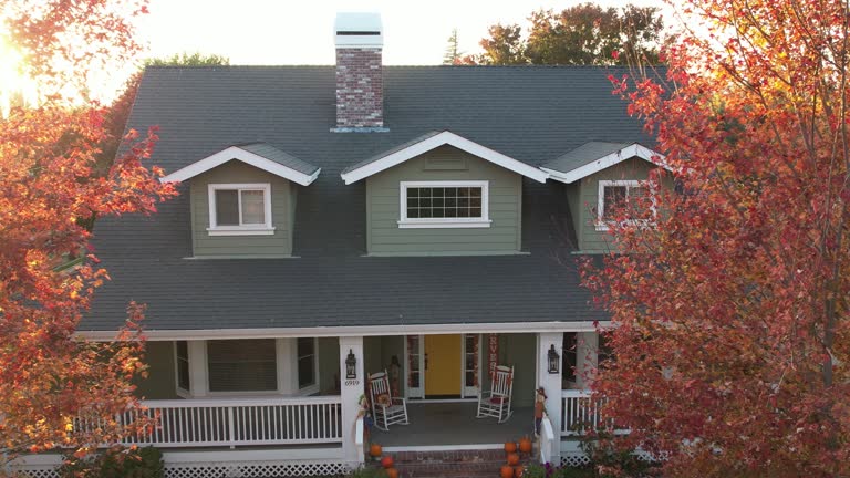 Best Commercial Roofing Services  in South San Gabriel, CA
